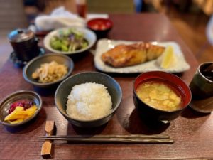 医食同源～栄養バランスの取れた食事で健康に～